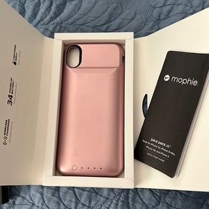 Mophie charging case